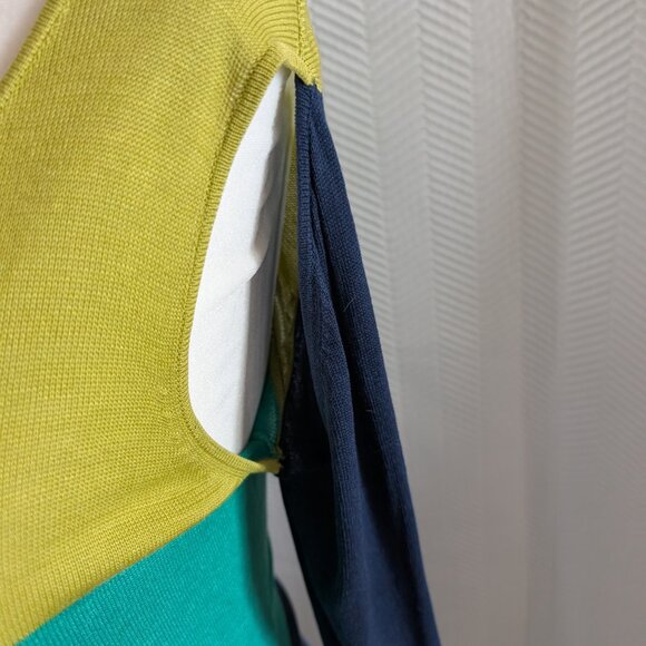 BCBGMAXAZRIA Nomia Silk Blend Color Block Cut Out Midi Dress Lightweight Knit - Picture 9 of 15